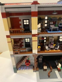 Lego 75827 Ghostbusters Firehouse Complete with Box & Instructions 2016