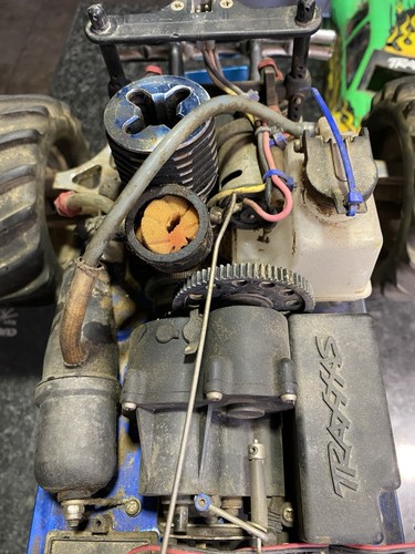Original Traxxas T-Maxx .15 Vintage Nitro RC Truck Aluminum Upgrades PROJECT!! - Picture 15 of 21