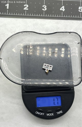 cTo Non-Standard 13.1K 'Essex' Pink Stone Pendant - Picture 7 of 8