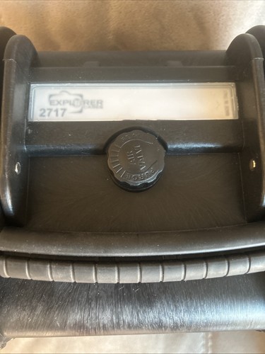 Explorer Cases 2717 With Foam Cut Out For Radio Mikes/CB Plus 3 Charging Trays - Picture 19 of 19
