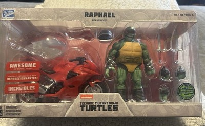 Teenage Mutant Ninja Turtles Raphael with Motorcycle BST AXN Action Figure