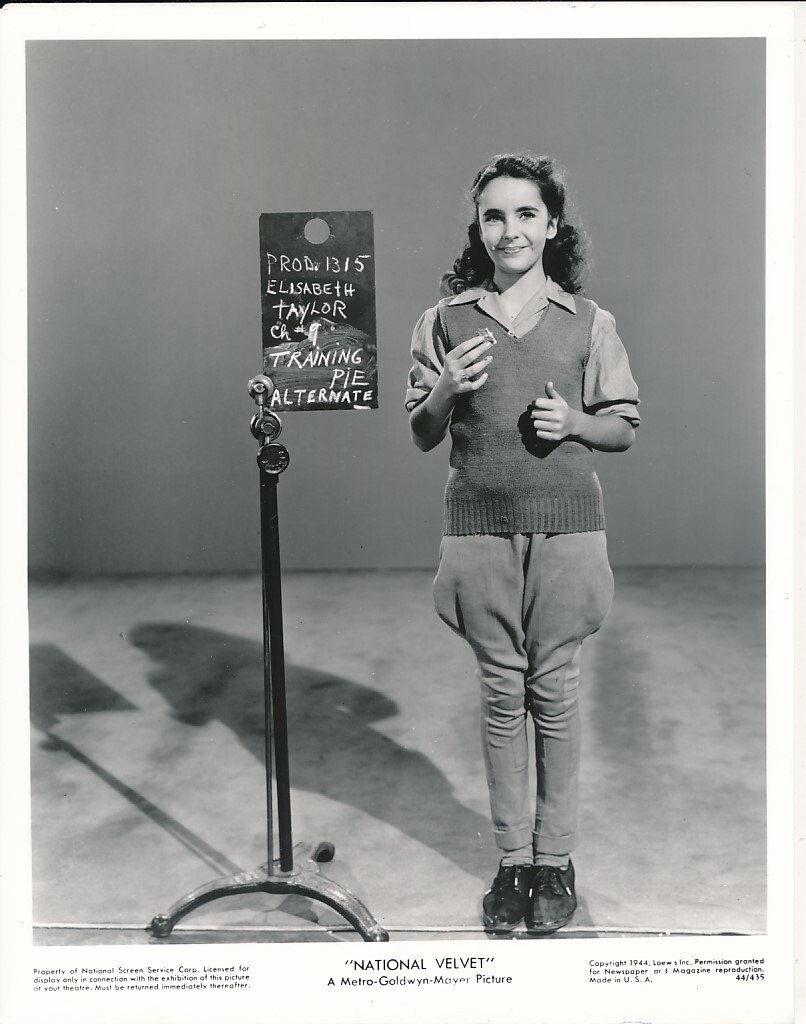 ELIZABETH TAYLOR 1944 MGM Studio COSTUME Test Still NATIONAL VELVET Candid Photo