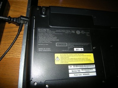 SONY Vaio PCG-71913L Intel i3 640 GB HD 4 GB RAM Laptop w/ Charger Win 10 22H2