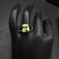 Sterling Silver 925 Ring Green Faceted Stone Size 8