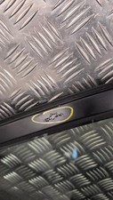 Porte avant et accessoires Toyota IQ