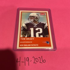 2004 TOM BRADY Fleer Tradition Award Winner NFL Football Card #324 Patriots MINT