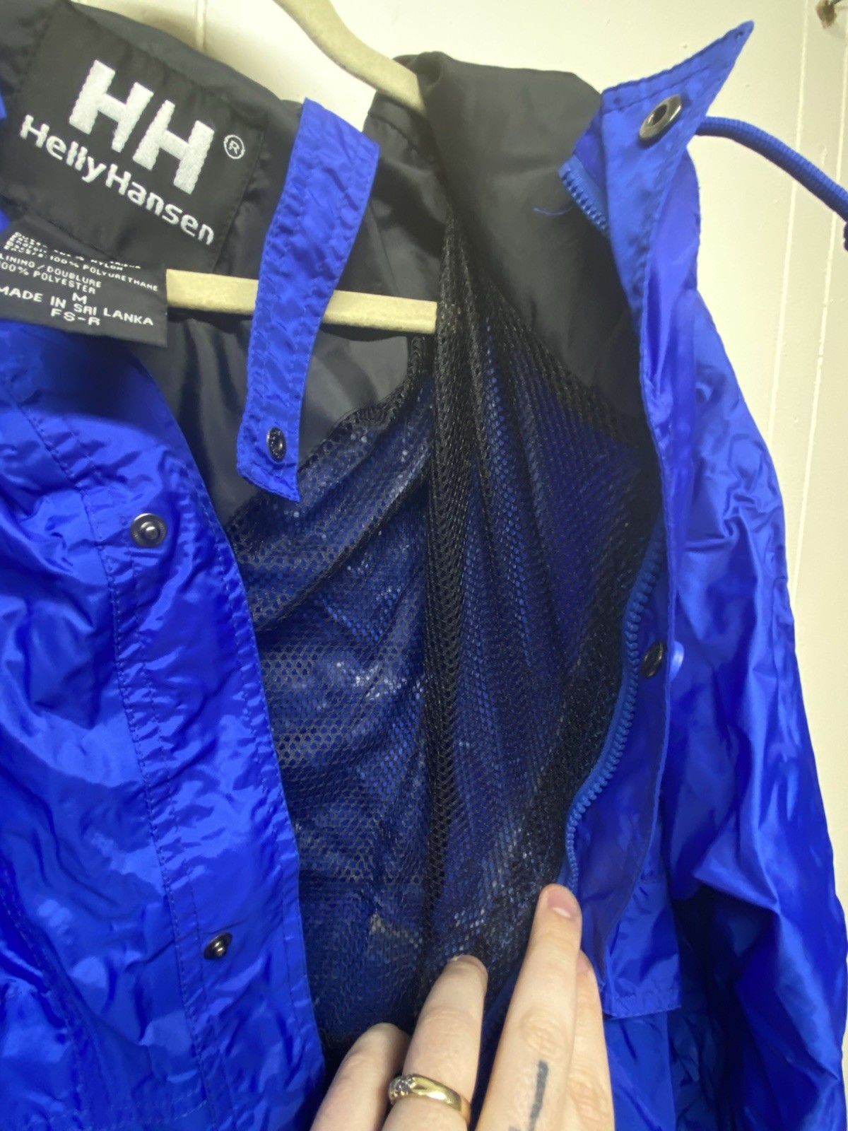 Helly Hansen Windbreaker Rain Jacket Zip Hooded S… - image 12