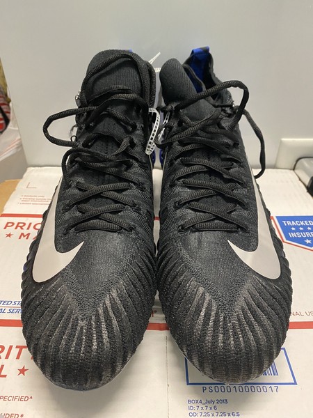 nike men's alpha menace elite 3 mid football cleats