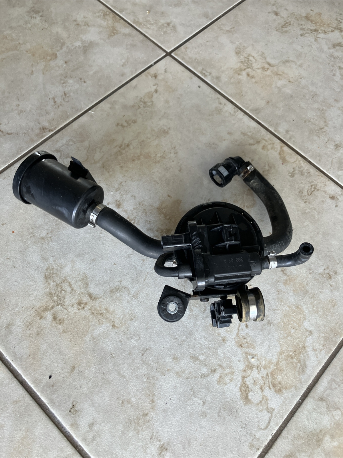 2005 - 2010 BENTLEY CONTINENTAL GTC GT FUEL EMISSION LEAK DETECTION PUMP OEM