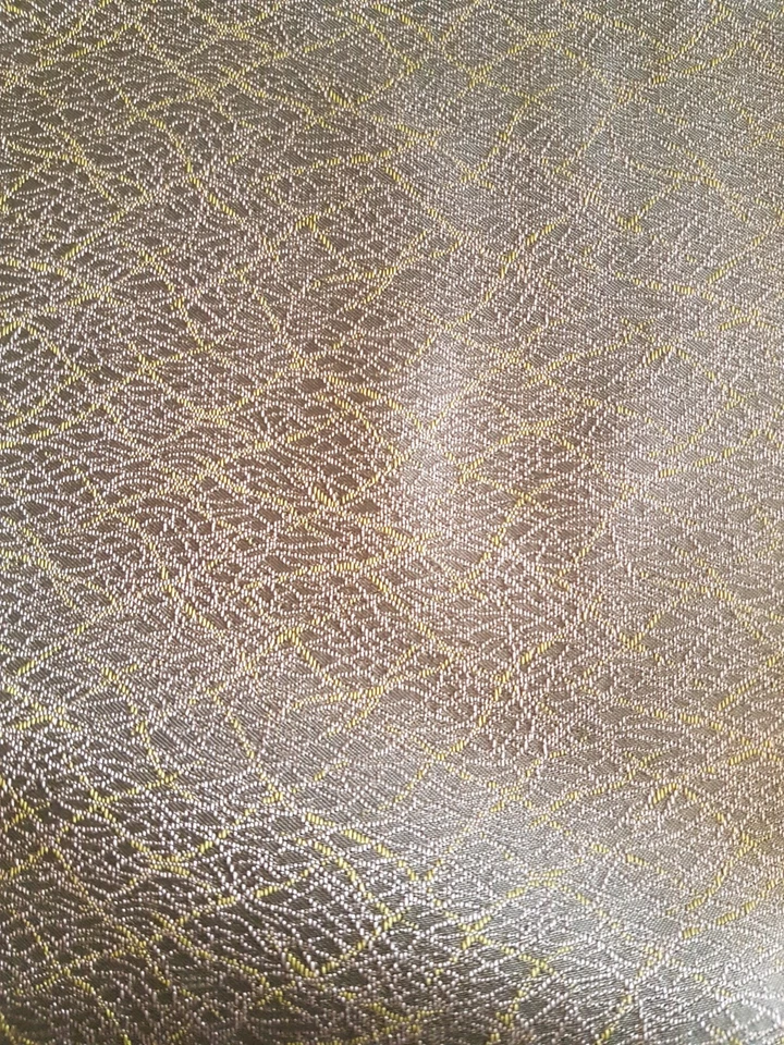 Tissus en satin gris et filet or  - 470 cm x 90 cm - Photo 2/4