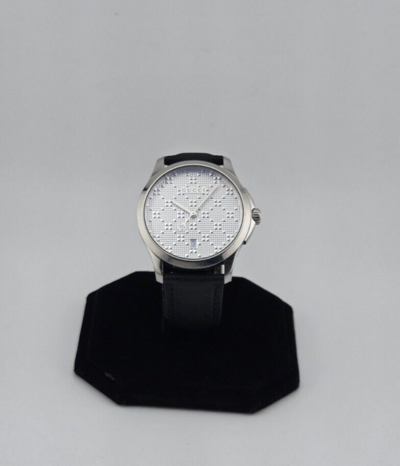 Gucci Men's G-Timeless Silver Dial Leather Strap Watch YA126459