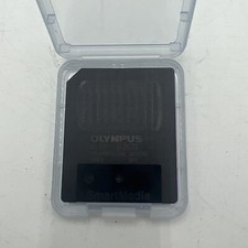 OLYMPUS SMARTMEDIA SM MEMORY CARD 8MB M-8P - D3V20 WITH CASE