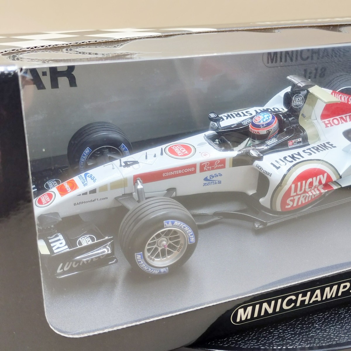MINICHAMPS 1/18 BAR Honda 007 Takuma Sato #4 LUCKY STRIKE