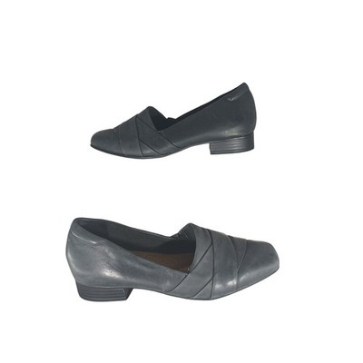 Clarks Collection Loafers 6.5 M Black Leather Square Toe Block Heel Careerwear
