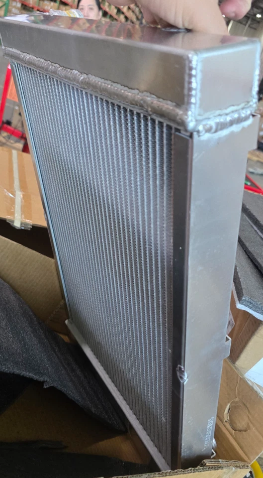 Radiador de aluminio compatible con Porsche 944 1983-1988 2,5 L/2,7 L manual no turbo 2 filas Foto 4 de 4