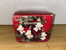 VTG Porcelain SNOW BEAR 3" Felt Bow Crochet Hat Set of 4 Ornaments Taiwan