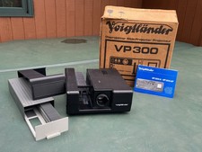 Voigtlander VP 300 AF slide projector