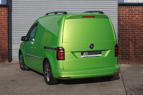 2019 Volkswagen Caddy 2.0 TDI BlueMotion Tech 150PS Highline Nav Van DSG PANEL V - Picture 2 of 13
