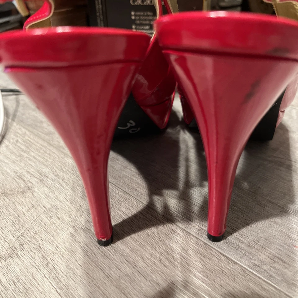 GUESS Patent Leather Platform Red Heels Stilettos Slingback Shoes Size 8.5 - Image 3 of 4