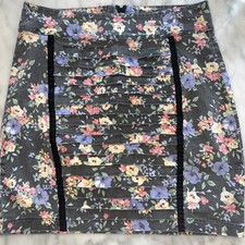 Zara Spain Women  s Juniors Mini Skirt Size 4 Black Floral Back Zipper Rare adore