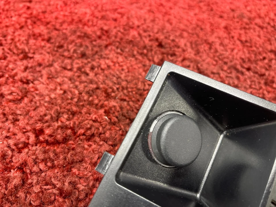 BMW E92 E70 E60 E82 вспомогательный вход аудио USB вставной порт зарядки OEM 106k - Изображение 3 из 4