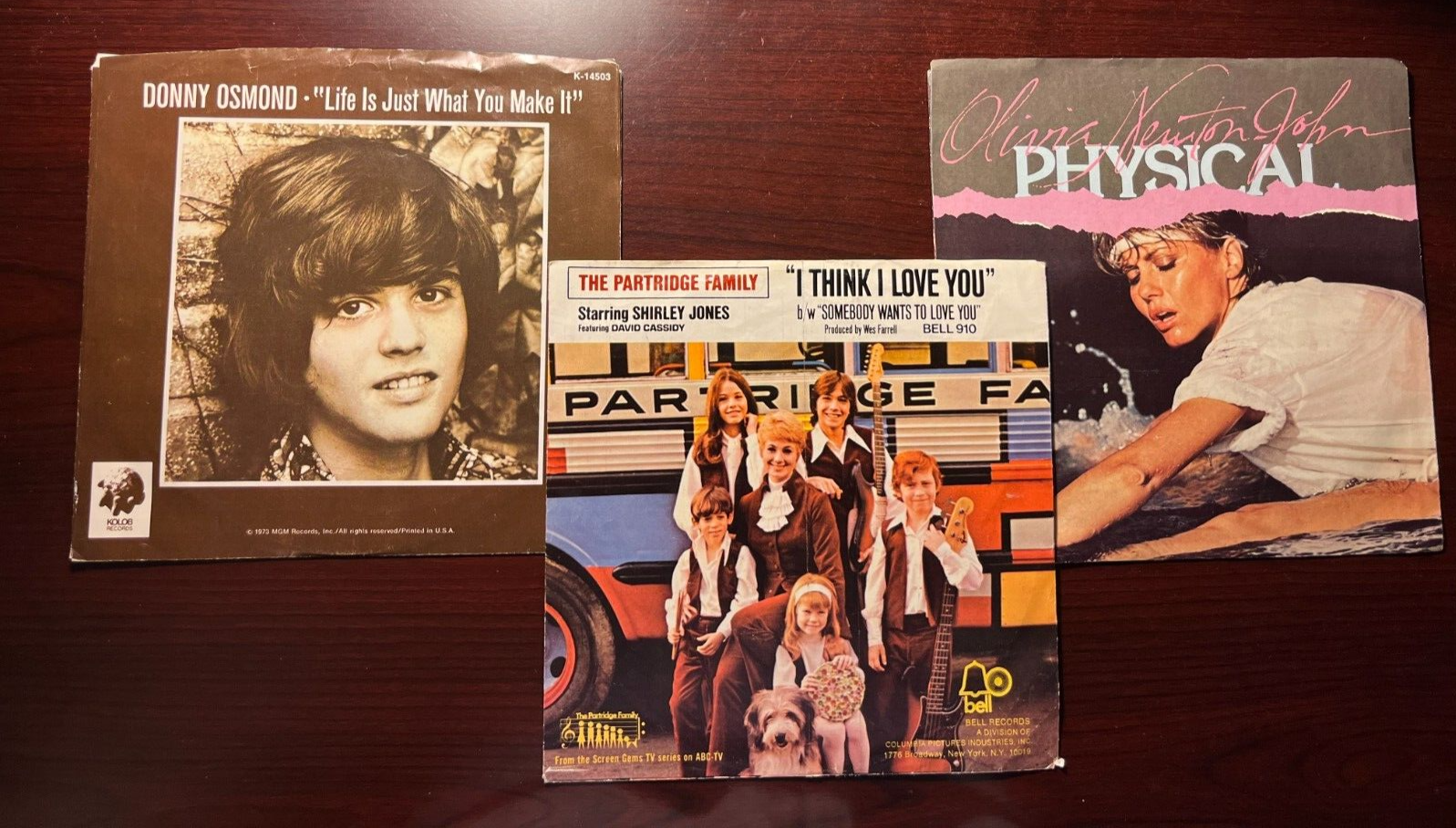 Vintage 45 RPM Vinyl Records Bundle - Partridge Family Olivia Newton-John Donny Osmond-image