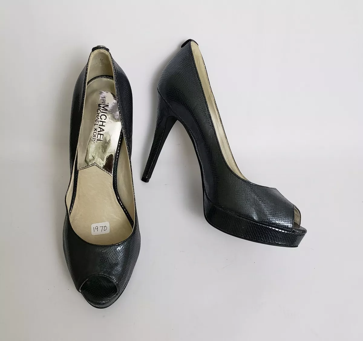 Michale shop kors heels