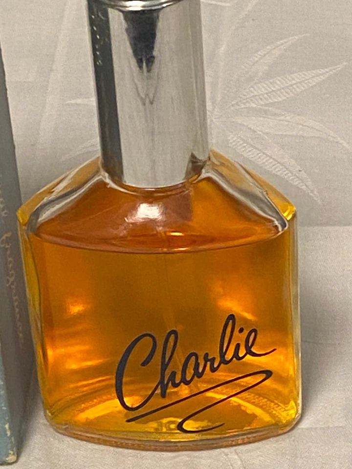 CHARLIE EAU DE COLOGNE SPRAY 60 ML – VINTAGE VON REVLON – AUS DEN 70-ERN - Bild 4 von 4