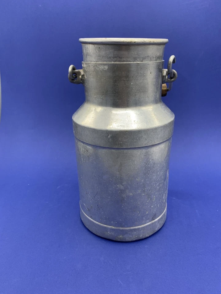 Pot à lait ancien en aluminium, anse bois, vintage ferme, déco campagne, vintage - Photo 3/4
