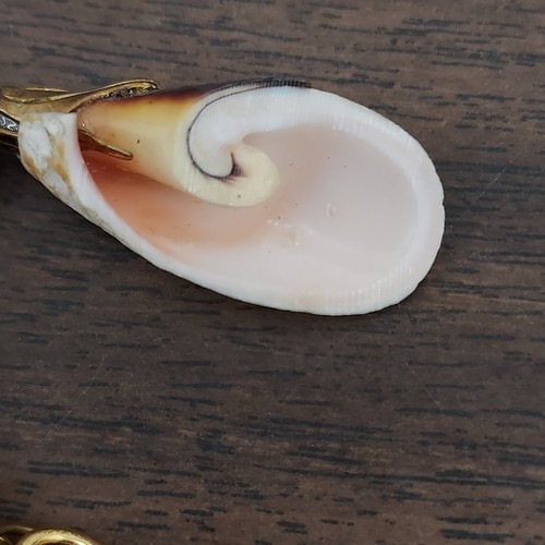 Goldtone Round Link Sea Shell Necklace 48in. - Picture 15 of 18
