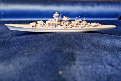 Wiking Zerstörer Schlachtschiff  Modell Metall Scharnhorst / Gneisenau 2,75