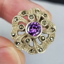 Sterling Silver Amethyst gemstone ladies ring band .925 size 7 BEAUTIFUL