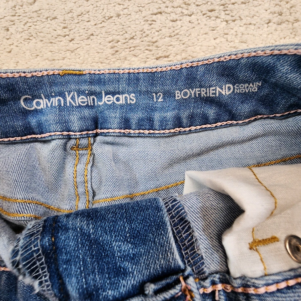 calvin klein boyfriend cut off raw hem jean mini skirt size 12/26 - Image 2 of 4