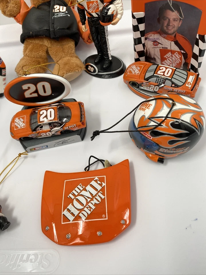 Nascar, (14) Lote de adornos navideños coleccionables Tony Stewart Home Depot. Foto 4 de 4