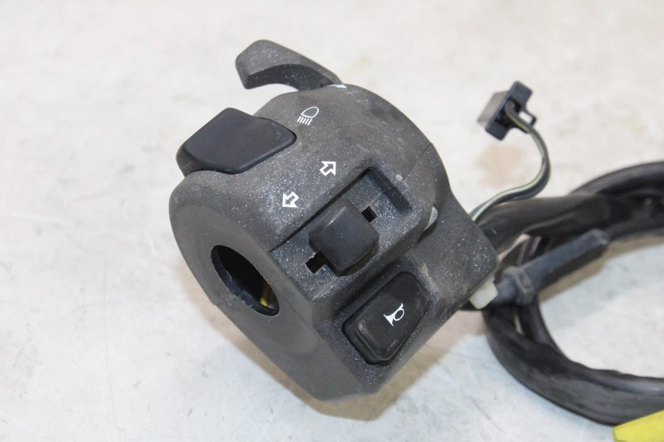 97-98 SUZUKI GSXR600 OEM LEFT CLIP ON HANDLE HORN SIGNALS SWITCH SWITCHES - Image 2 of 4