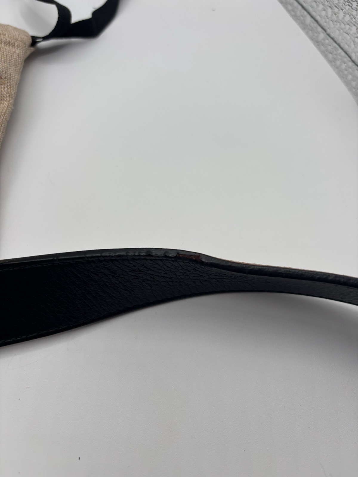 Gucci Authentic Crystal Interlocking G Black Leat… - image 9