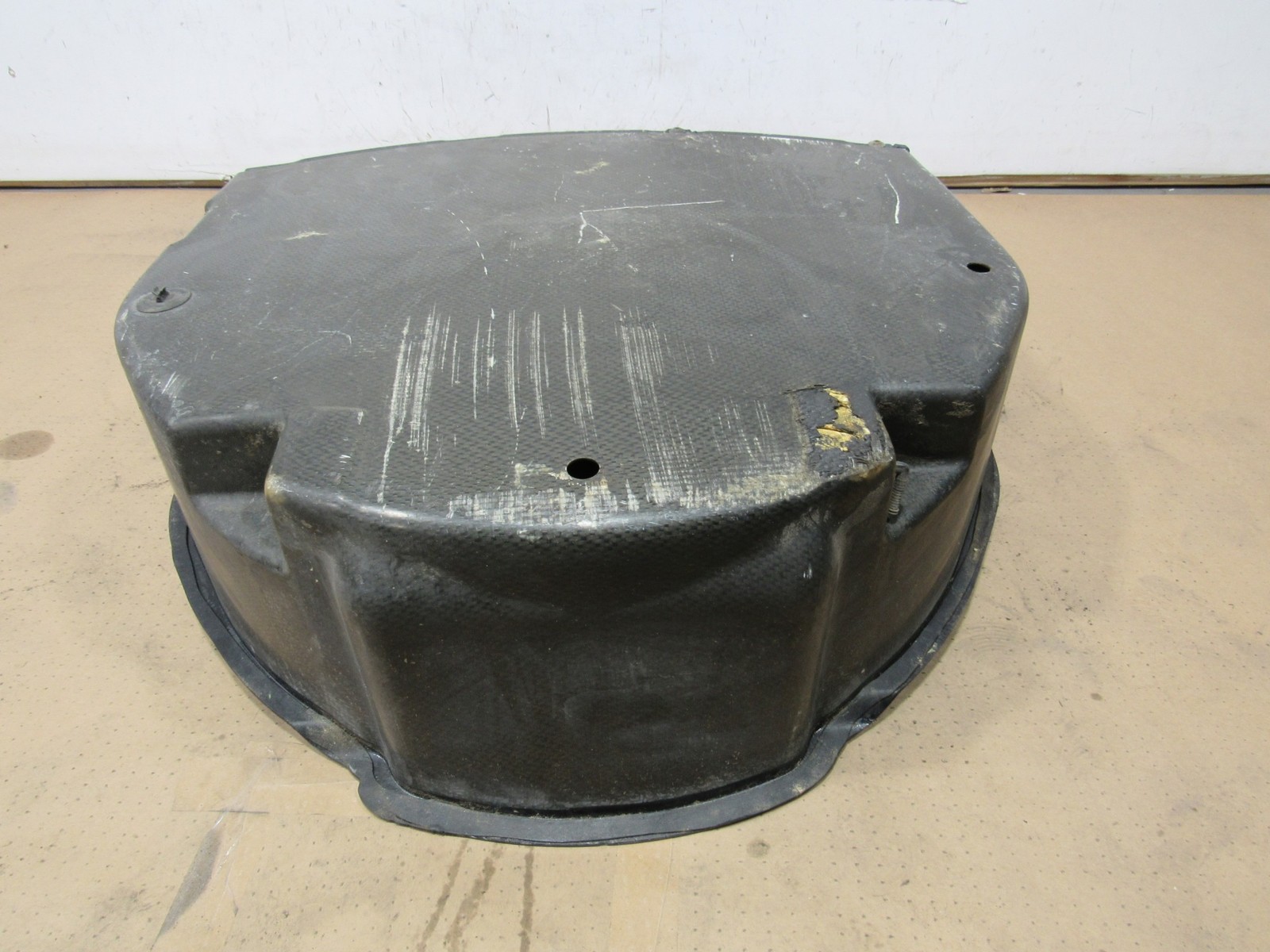 10-20 Bentley Mulsanne 2012 Rear Trunk Floor Spare Wheel Well Panel Cover |Y2