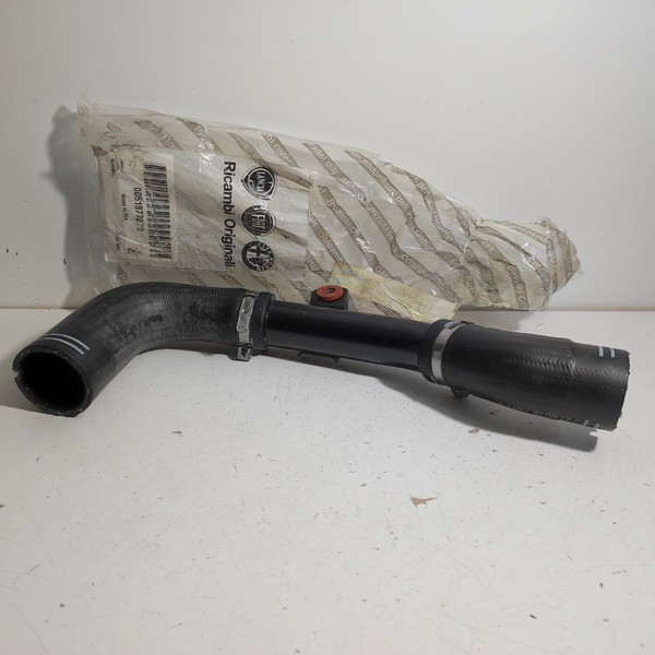 Original Manicotto Flessibile Intercooler Alfa Romeo Mito 51877270-image
