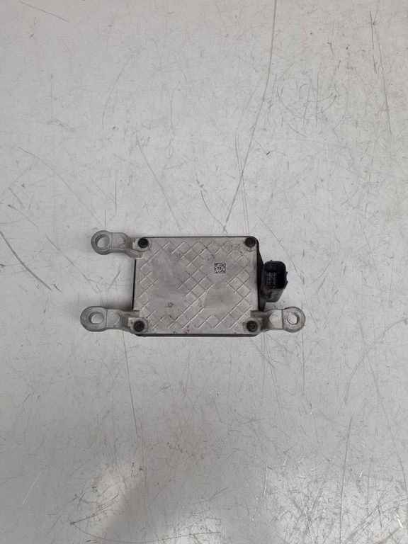 Nissan Qashqai 2016 Distronic radar sensor 4057146068 IVI4049 - Image 2 of 4