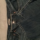 Levi's Women's Low Pro Straight Leg Medium Wash Mid Rise Jeans Knee Hole SZ 32 — photo 4