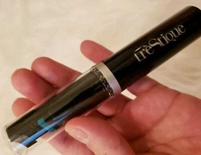 NEW TRESTIQUE GOOD VIBES FIRST EVER  MASCARA + BUILT-IN LASH CURLER MASCARA $25!