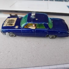 Corgi Man from Uncle Oldsmobile Super 88 car missing two tyres