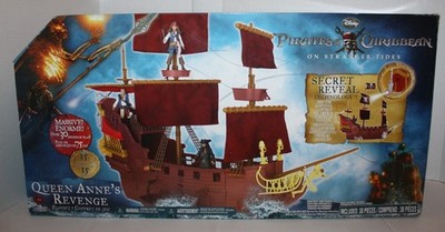Pirates of the Caribbean On Stranger Tides Queen Anne's Revenge Playset