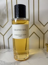 Grand Bal (2018) Dior 香水- 一款2018年中性香水