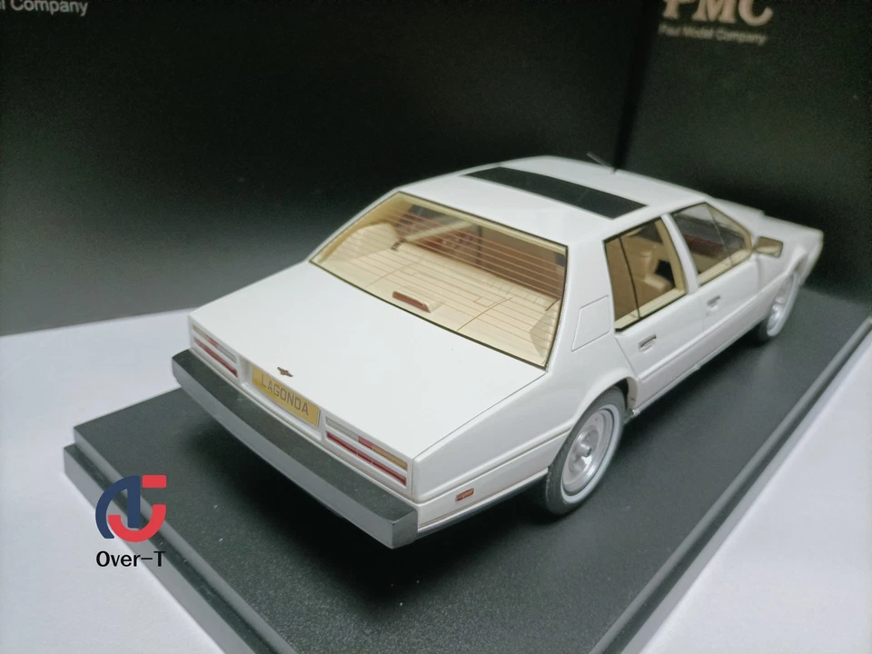 PMC 1:18 Aston Martin Lagonda 1986 White Four Door Luxury Sedan Model - Image 3 of 4