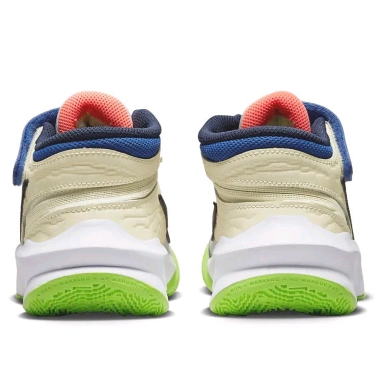 Nike Team Hustle D10 FlyEase White Multicolor Youth Size 7Y Basketball Shoes thumbnail 4