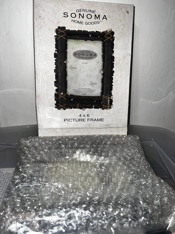 Marco de fotos de mesa Sonoma 4”x6” rústico cabaña de troncos albergue leñoso nuevo en caja Foto 3 de 4