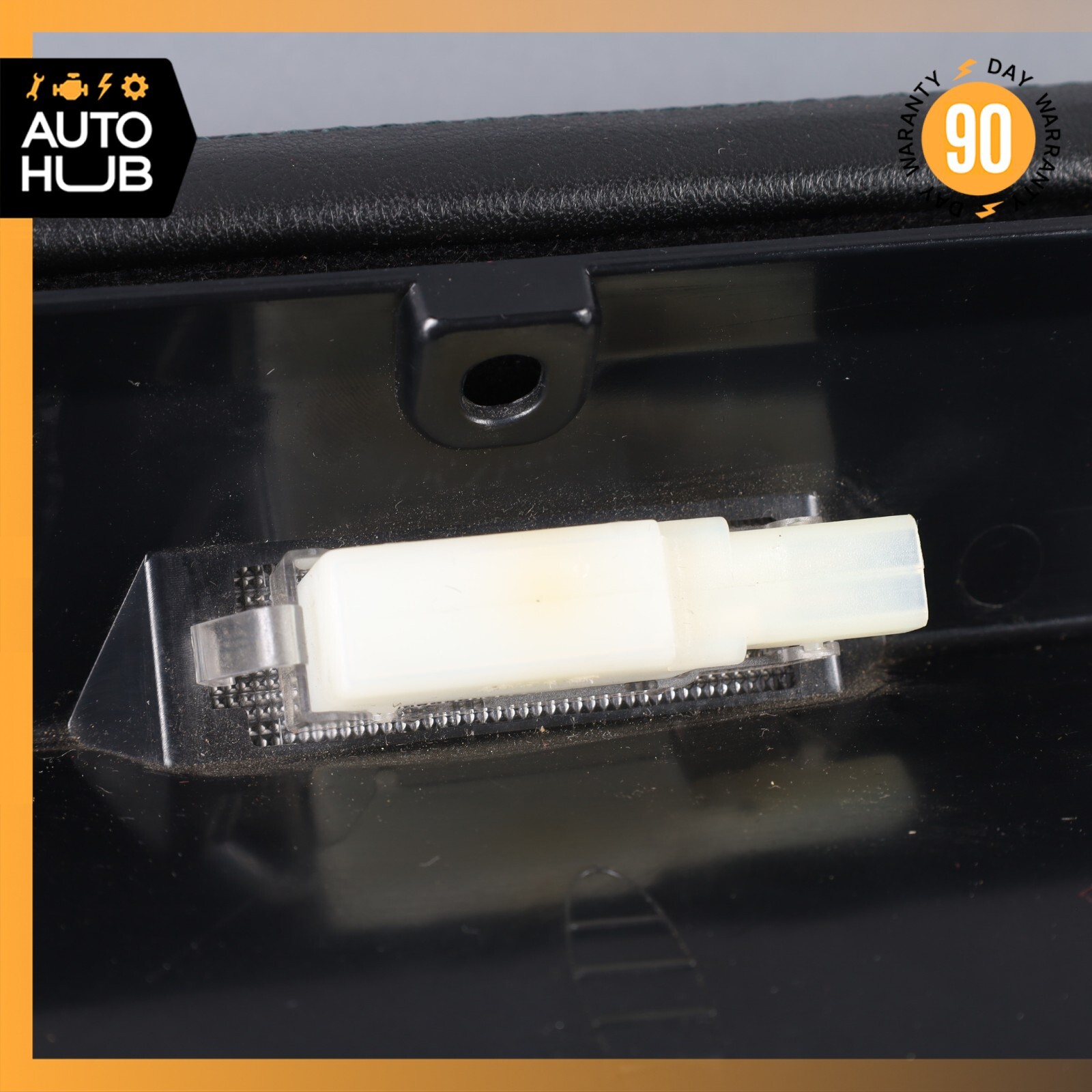 03-13 Maserati Quattroporte S Dash Board Dashboard Glove Box Compartment OEM