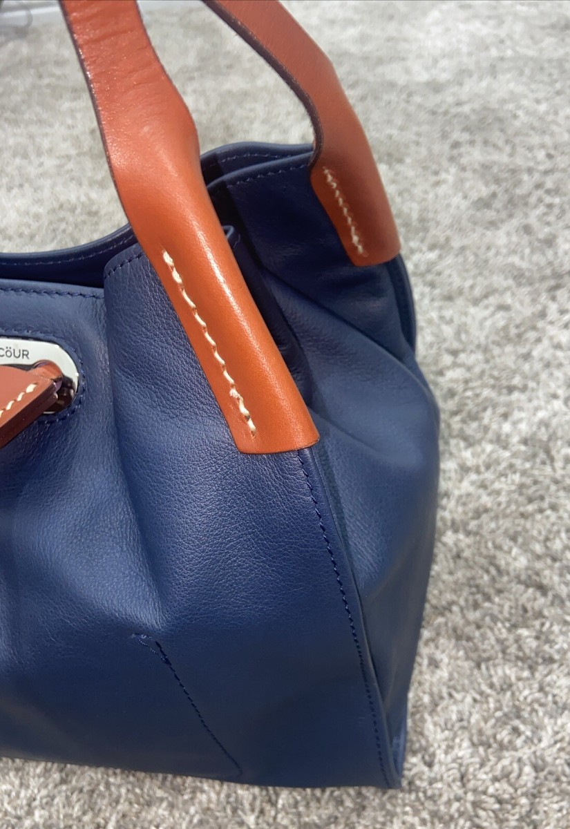 GIVENCHY - POUCH GRANDE IN PELLE CON CINTURINO DA POLSO - Eleonora Bonucci