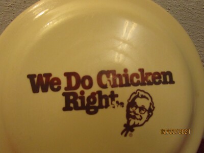 Vintage We Do Chicken Right KFC Kentucky Fried Chicken Frisbee